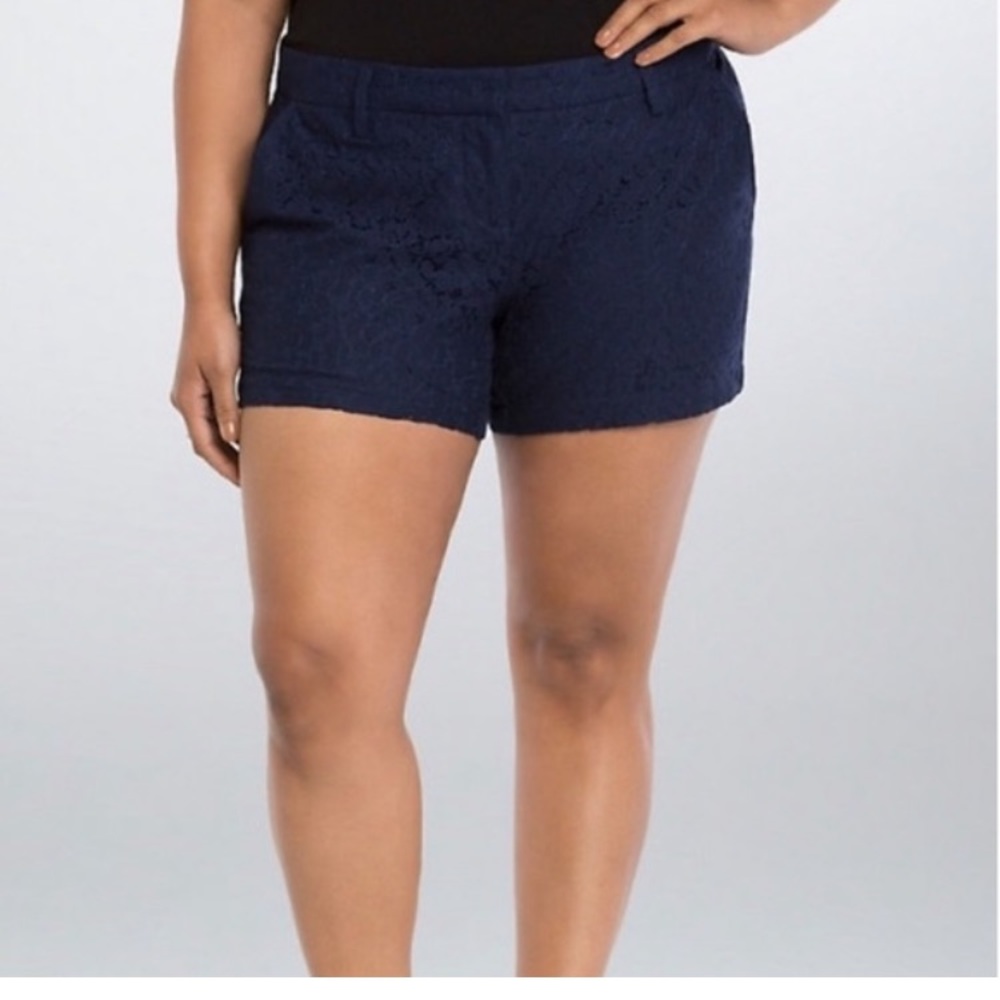 Torrid Black Preppy Stretch Shorts Mid Rise Plus Basics Simple Black Sho…